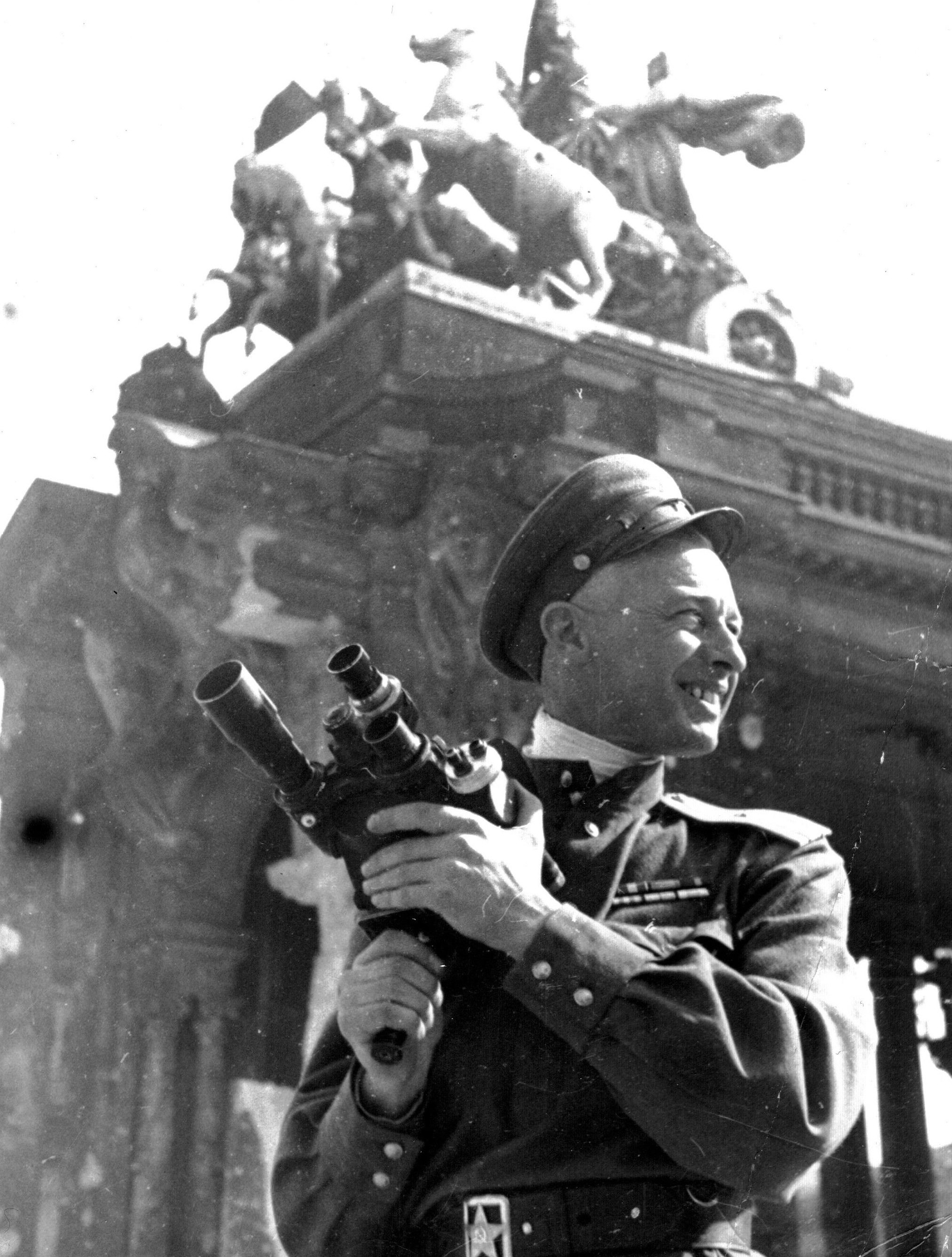 War cinematographer Roman Karmen in Berlin